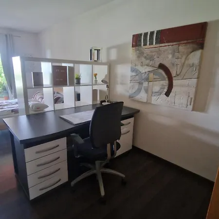 Charmante Wohnung, Mit Sauna Und Garten, Toplage! Apartment *
