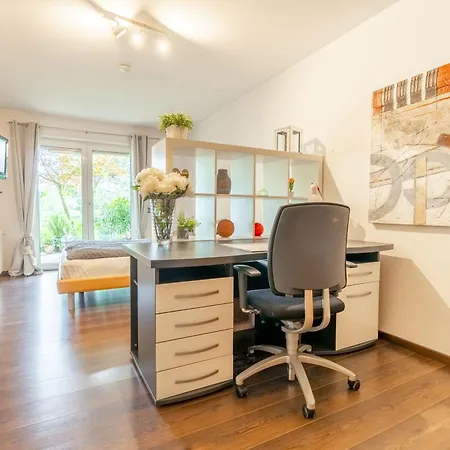 Apartamento Mit Terrasse Im Grünen Mit Sauna Nahe Altstadt *
