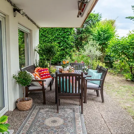 Mit Terrasse Im Grünen Mit Sauna Nahe Altstadt Apartamento Weinheim