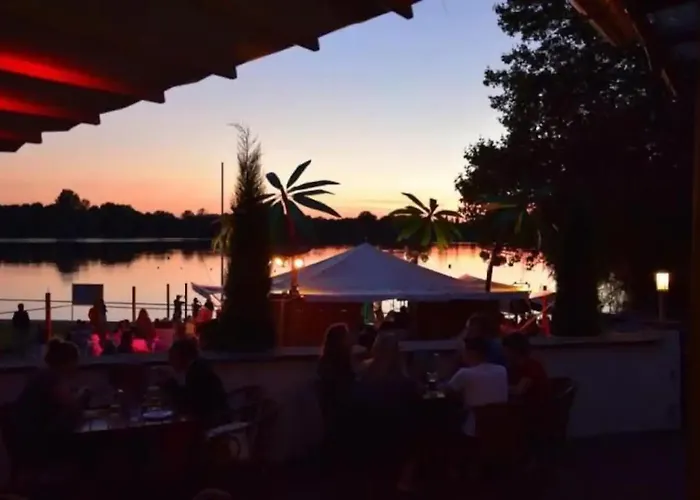 شقة Charmante Wohnung, Mit Sauna Und Garten, Toplage! فينهايم